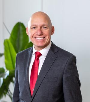 Portrait of Steven Theohares